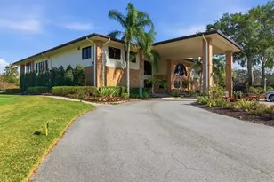 1127 Royal Troon Ct, Tarpon Springs, FL 34688 - Photo 46