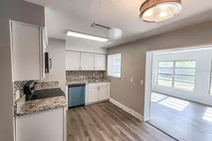 995 Barclay Dr, Cocoa, FL 32927 - Photo 8