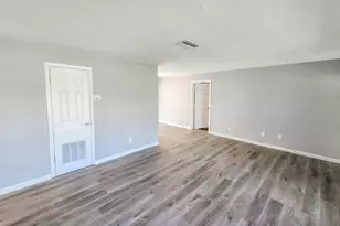 995 Barclay Dr, Cocoa, FL 32927 - Photo 6