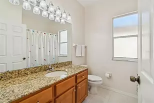 9334 Hampshire Park Dr, Tampa, FL 33647 - Photo 34