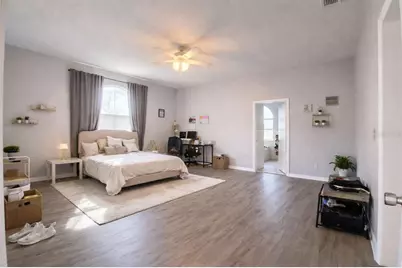5116 E 122nd Avenue, Temple Terrace, FL 33617 - Photo 4