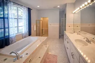 5116 E 122nd Ave, Temple Terrace, FL 33617 - Photo 12