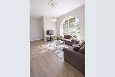 5116 E 122nd Avenue, Temple Terrace, FL 33617 - Photo 2
