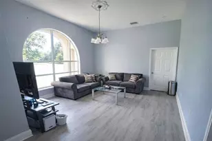 5116 E 122nd Ave, Temple Terrace, FL 33617 - Photo 2