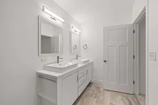 316 Barbara Cir, Belleair, FL 33756 - Photo 22