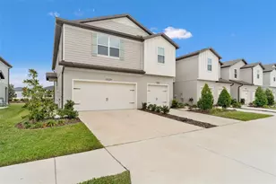 31329 Amberview Bnd, Wesley Chapel, FL 33545 - Photo 4