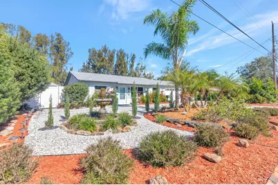 201 79th Avenue NE, Saint Petersburg, FL 33702 - Photo 4