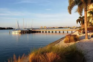 5200 Brittany Dr S, Saint Petersburg, FL 33715 - Photo 26