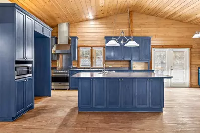 6750 Sutton Oaks Lane, Zephyrhills, FL 33541 - Photo 14