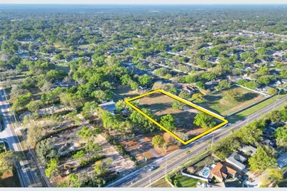 4207 E Lumsden Road, Valrico, FL 33594 - Photo 2