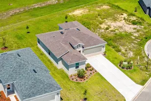9313 Gentle Ben Ct, Weeki Wachee, FL 34613 - Photo 6