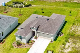 9313 Gentle Ben Ct, Weeki Wachee, FL 34613 - Photo 4