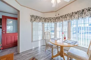 36901 Kimela Ave, Zephyrhills, FL 33542 - Photo 4