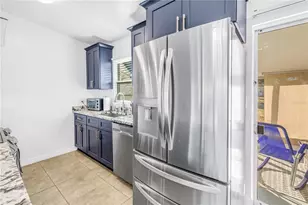 5758 Dartmouth Ave N, Saint Petersburg, FL 33710 - Photo 8