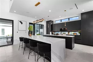 7821 3rd Ave S, Saint Petersburg, FL 33707 - Photo 10