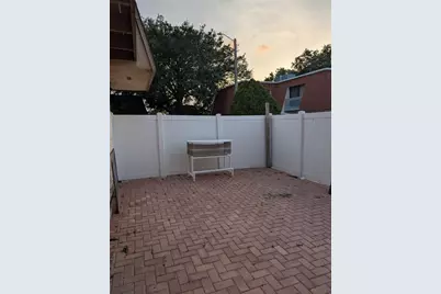 8114 N Oak Trace Way N #D, Tampa, FL 33634 - Photo 8