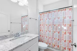 5557 Silver Sun Dr, Apollo Beach, FL 33572 - Photo 12