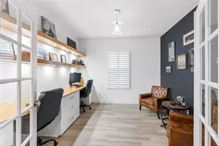 5557 Silver Sun Dr, Apollo Beach, FL 33572 - Photo 4