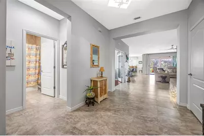 5652 Fisher Glen Loop, Wesley Chapel, FL 33545 - Photo 10