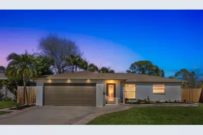 1735 Connecticut Avenue NE, Saint Petersburg, FL 33703 - Photo 2