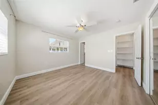 4090 14th Ln NE, Saint Petersburg, FL 33703 - Photo 28