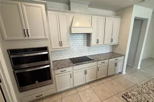 5186 Turtle Bay Dr, Wesley Chapel, FL 33545 - Photo 4