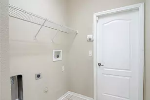 8942 Sandusky Ln, New Port Richey, FL 34654 - Photo 60