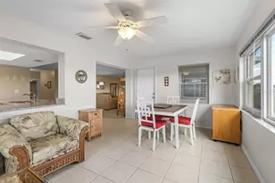 2125 Hailstone Cir, Sun City Center, FL 33573 - Photo 16