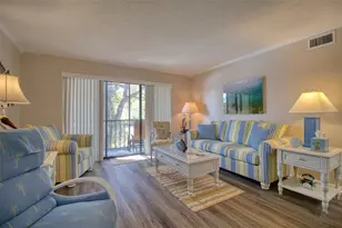 3134 Lake Pine Way, Tarpon Springs, FL 34688 - Photo 6