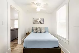 1043 7th Ave N, Saint Petersburg, FL 33705 - Photo 22