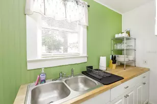 1043 7th Ave N, Saint Petersburg, FL 33705 - Photo 16