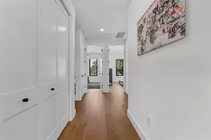 2502 N Highland Ave, Tampa, FL 33602 - Photo 22