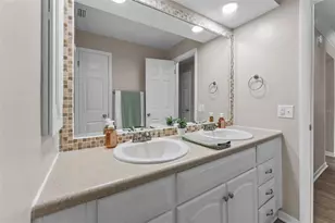 2230 El De Oro Dr, Clearwater, FL 33764 - Photo 26