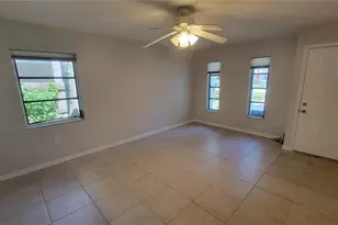 10595 101st Ave, Seminole, FL 33772 - Photo 8