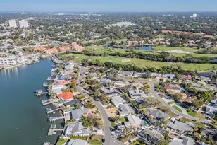 1854 Dolphin Blvd S, Saint Petersburg, FL 33707 - Photo 4