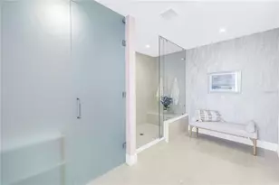 301 1st St S, Saint Petersburg, FL 33701 - Photo 24