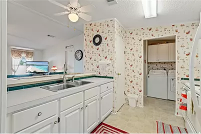 6136 Ridgeway Drive, Zephyrhills, FL 33542 - Photo 18
