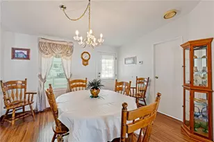 6136 Ridgeway Dr, Zephyrhills, FL 33542 - Photo 10