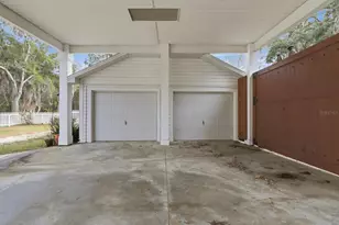 5415 Riverside Dr, Yankeetown, FL 34498 - Photo 2
