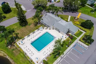 1531 SE Royal Green Cir, Port Saint Lucie, FL 34952 - Photo 8