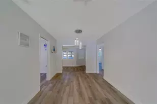 11146 51st Ave N, Saint Petersburg, FL 33708 - Photo 8