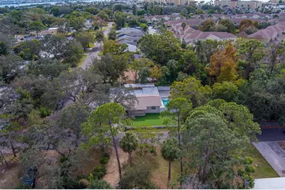 11146 51st Avenue N, Saint Petersburg, FL 33708 - Photo 52