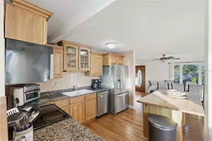 7331 Demens Dr S, Saint Petersburg, FL 33712 - Photo 10