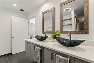 1120 E Kennedy Blvd, Tampa, FL 33602 - Photo 20