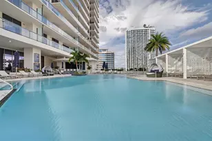 275 1st Ave S, Saint Petersburg, FL 33701 - Photo 44