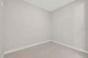 275 1st Ave S, Saint Petersburg, FL 33701 - Photo 36