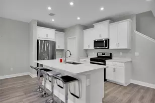 13124 Holsinger Blvd, Jacksonville, FL 32256 - Photo 2