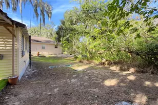 2565 4th St, Mulberry, FL 33860 - Photo 12