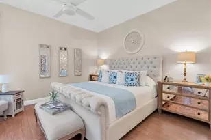 2718 Brianholly Dr, Valrico, FL 33596 - Photo 22