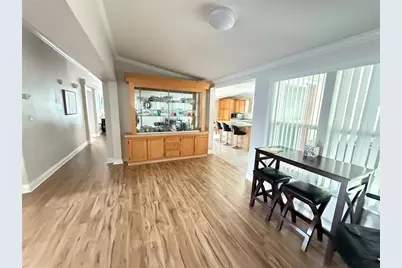 383 Mount Richmond Avenue NE #339, Saint Petersburg, FL 33702 - Photo 12